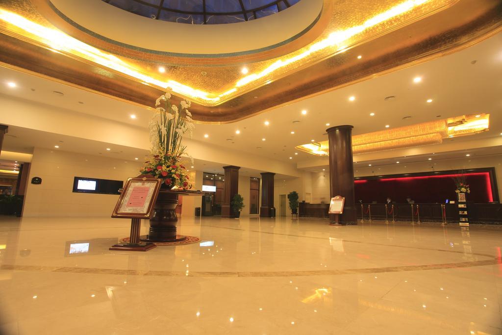 Shanghai Eiffelton Hotel Buitenkant foto